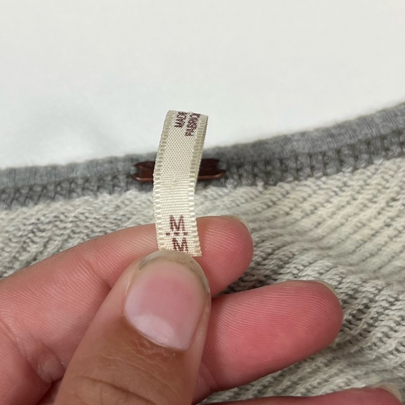 ⚠️SOLD⚠️Free People Khaki / Army Green Beaded Long Sleeve Sweater Women’s Size M - Picture 8 of 9